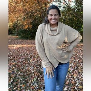 NWT LuLaRoe KRISTEN COWL NECK PULLOVER Tan Relaxed Fit Size Large